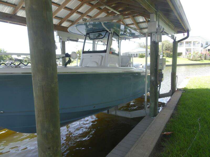 30ft Sea Hunt Yacht For Sale