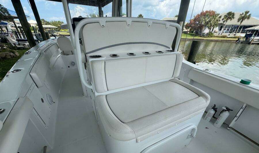 30ft Sea Hunt Yacht For Sale
