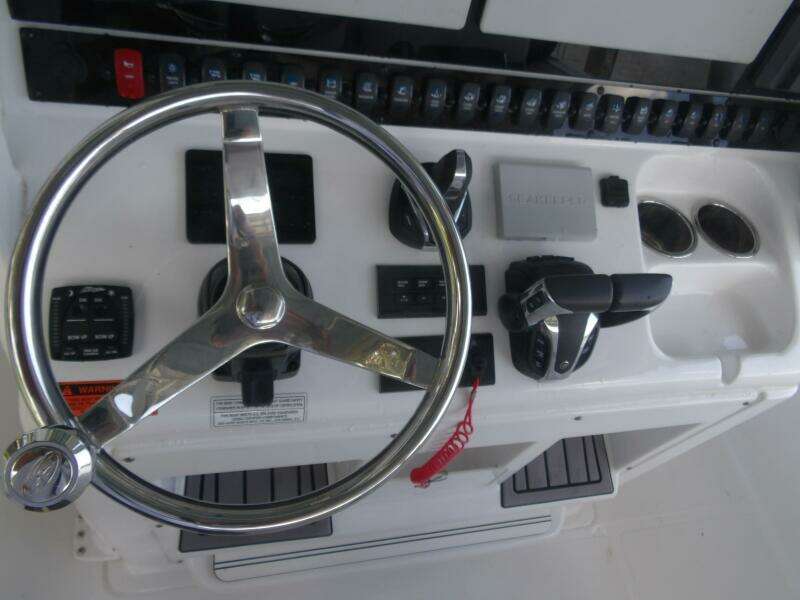 30ft Sea Hunt Yacht For Sale