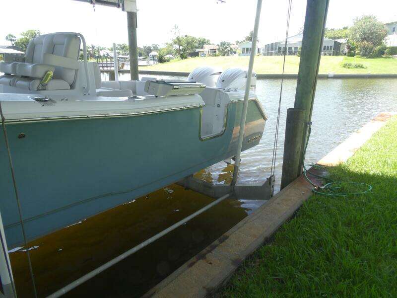 30ft Sea Hunt Yacht For Sale