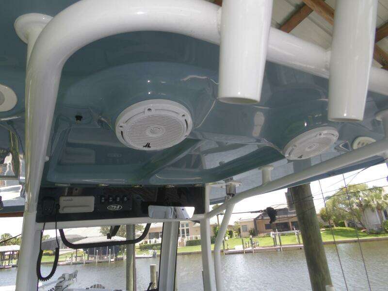 30ft Sea Hunt Yacht For Sale
