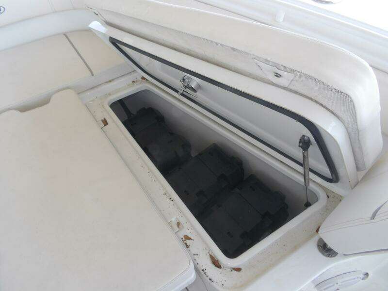 30ft Sea Hunt Yacht For Sale