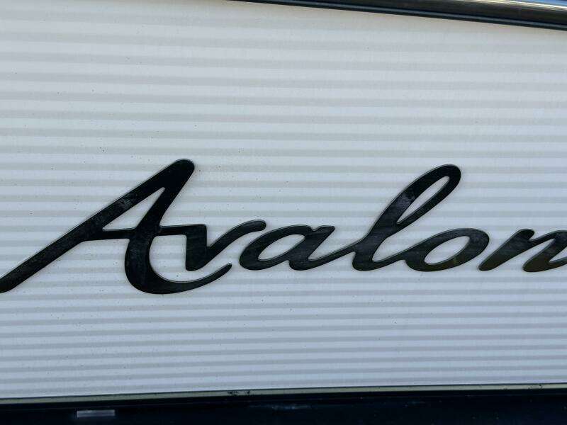 25ft Avalon Yacht For Sale