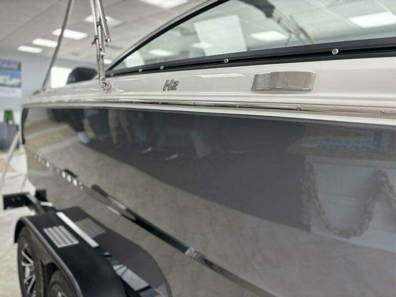 22ft Four Winns Yacht For Sale