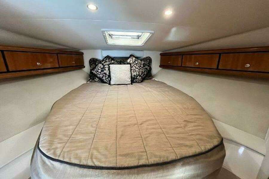 40ft Trojan Yacht For Sale