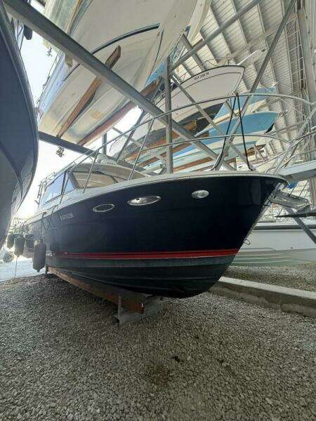 30ft Cutwater Yacht For Sale