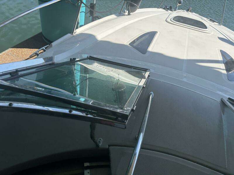 29ft Sea Ray Yacht For Sale