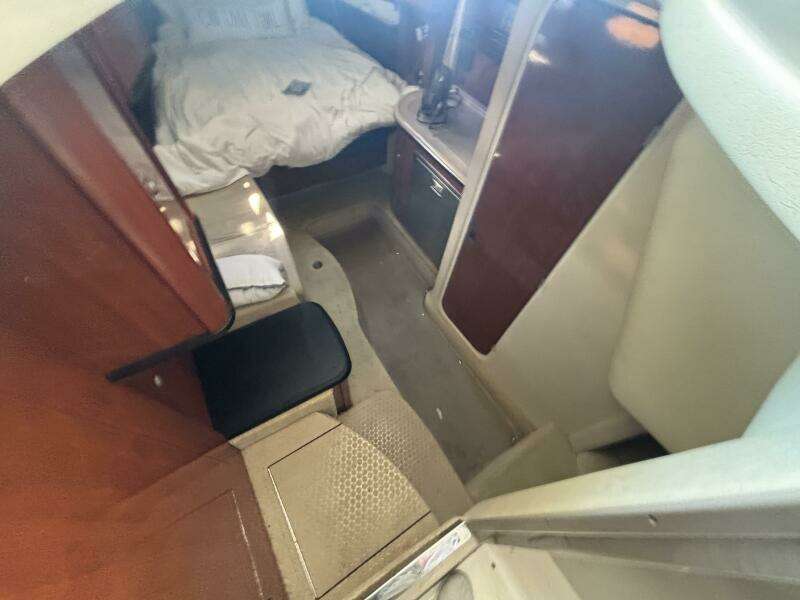 29ft Sea Ray Yacht For Sale