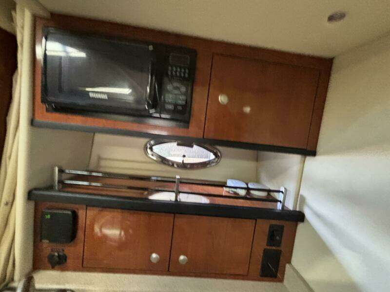 29ft Sea Ray Yacht For Sale