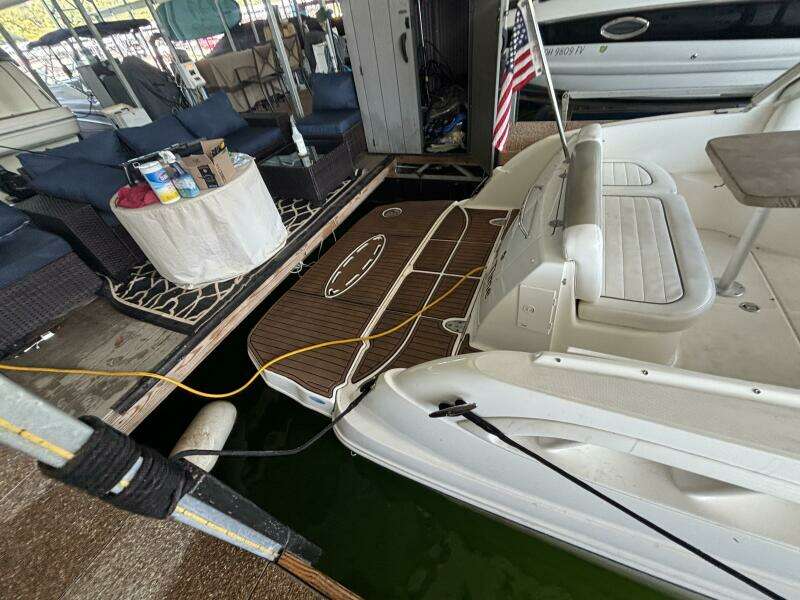 29ft Sea Ray Yacht For Sale