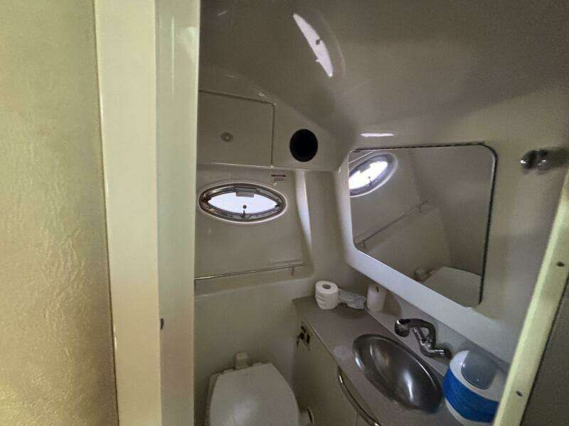 29ft Sea Ray Yacht For Sale