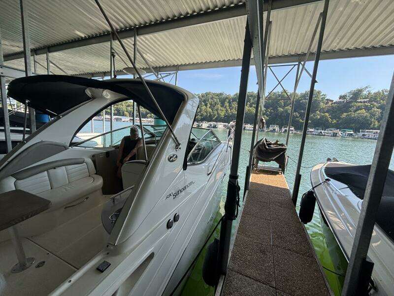 29ft Sea Ray Yacht For Sale