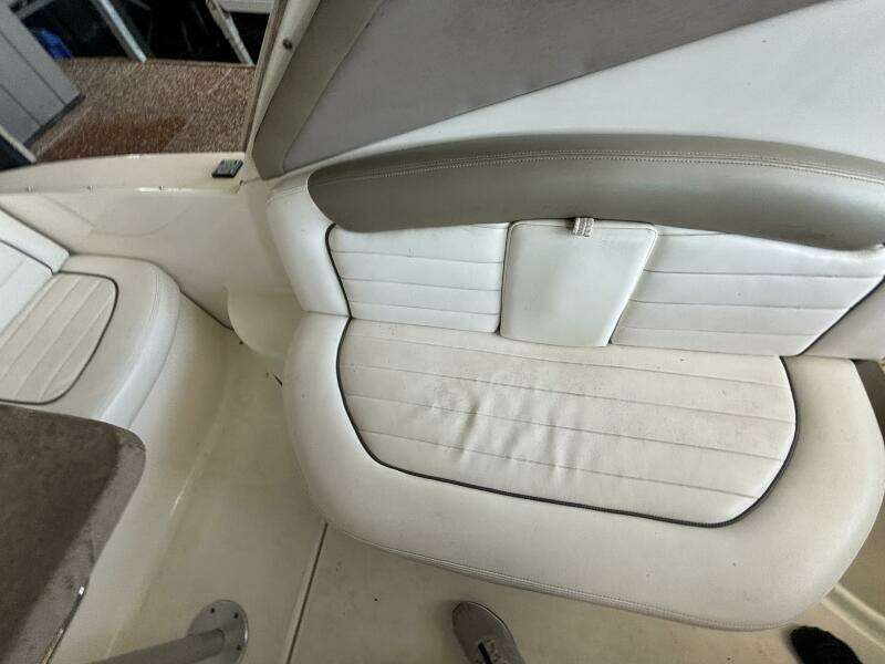 29ft Sea Ray Yacht For Sale