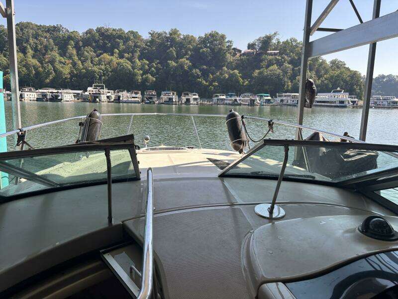 29ft Sea Ray Yacht For Sale