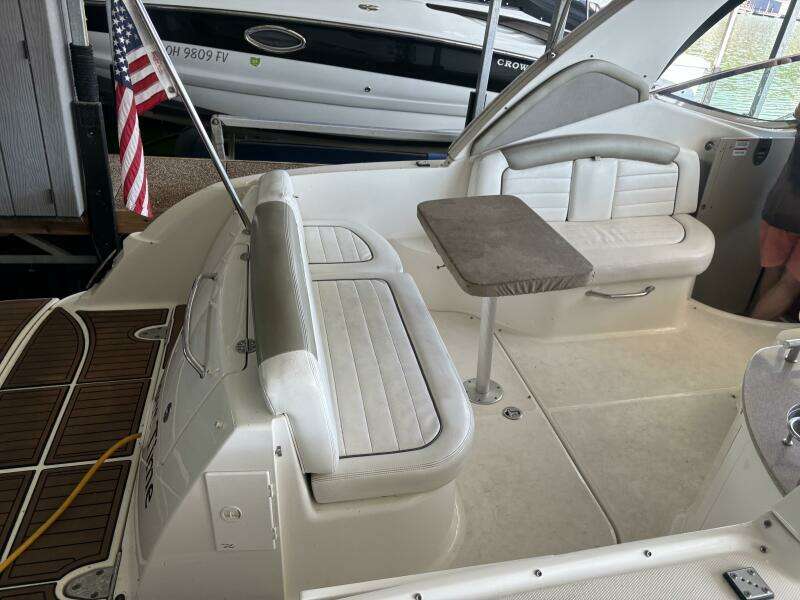 29ft Sea Ray Yacht For Sale