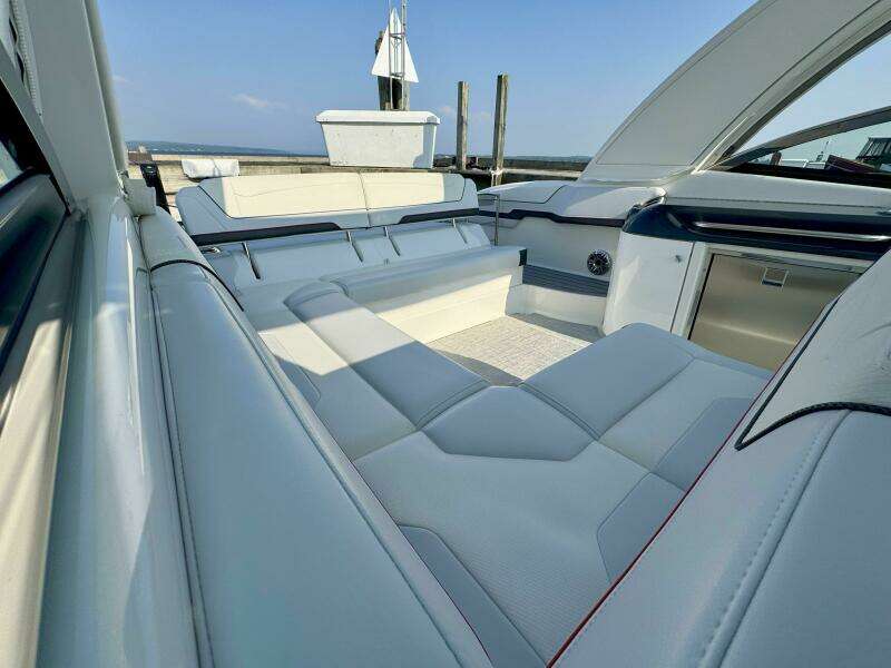 35ft Formula Yacht For Sale