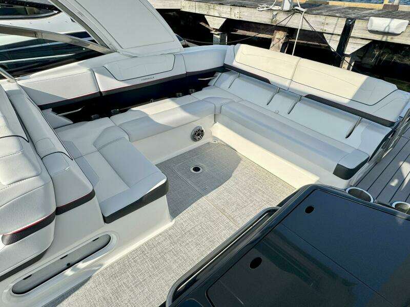 35ft Formula Yacht For Sale