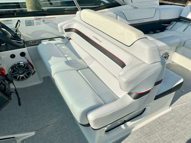 35ft Formula Yacht For Sale