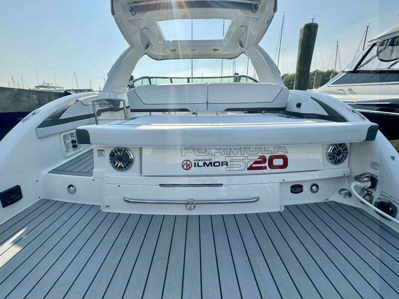 35ft Formula Yacht For Sale