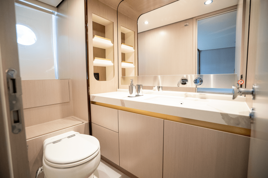 60ft Azimut Yacht For Sale