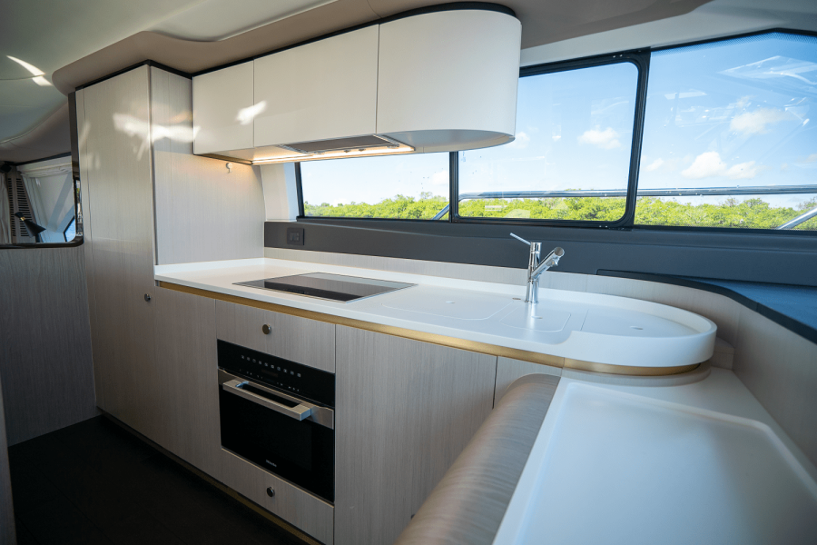60ft Azimut Yacht For Sale