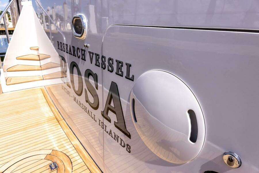 Research vessel 