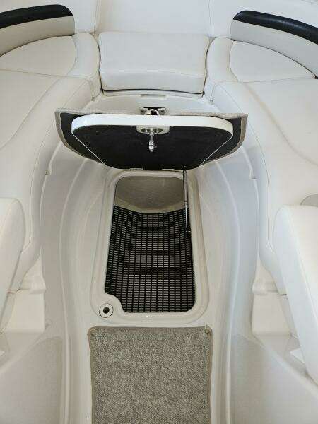 26ft Chaparral Yacht For Sale
