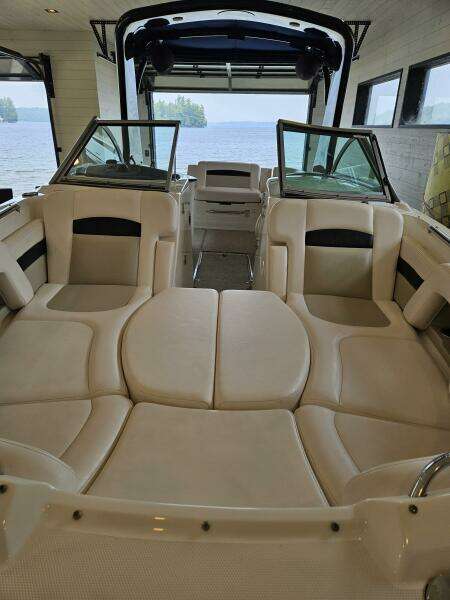 26ft Chaparral Yacht For Sale