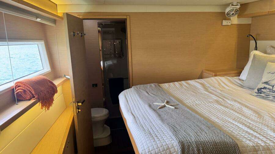 Oui Cherie 52ft Lagoon Yacht For Sale