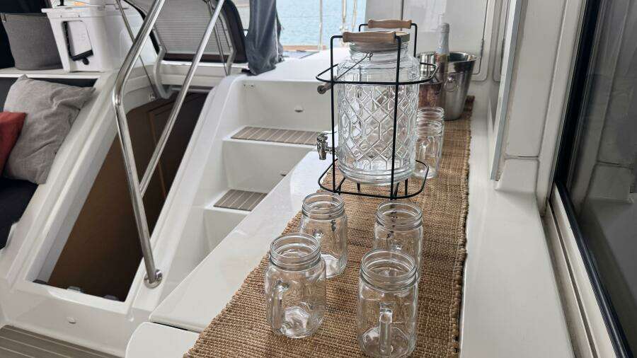 Oui Cherie 52ft Lagoon Yacht For Sale