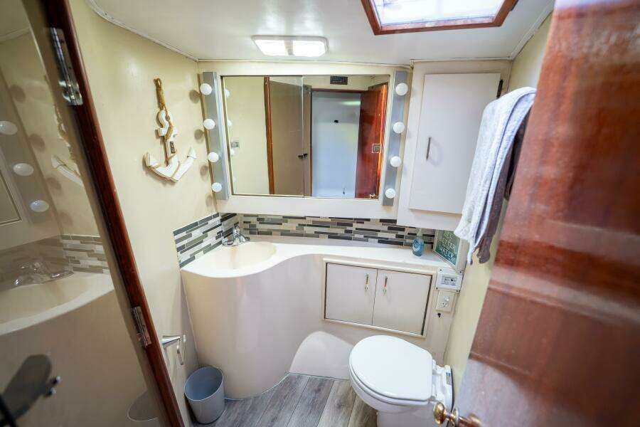 46ft Ocean Yachts Yacht For Sale