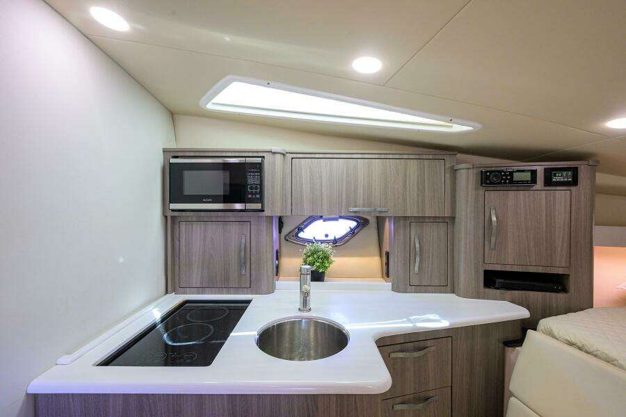DAMN DADDY 35ft Regal Yacht For Sale