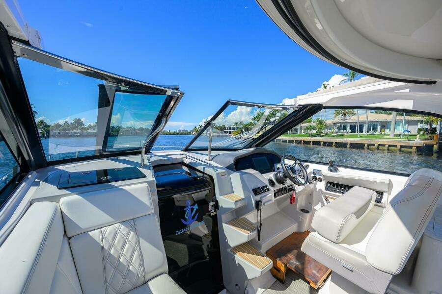 DAMN DADDY 35ft Regal Yacht For Sale