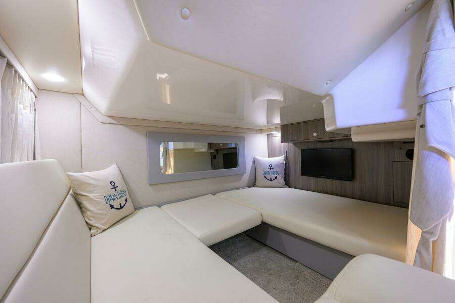 DAMN DADDY 35ft Regal Yacht For Sale