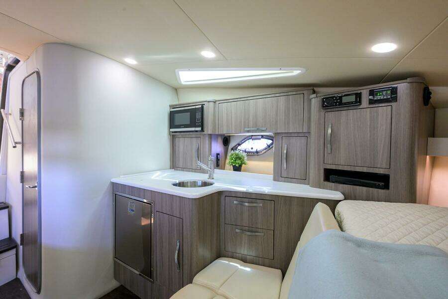DAMN DADDY 35ft Regal Yacht For Sale