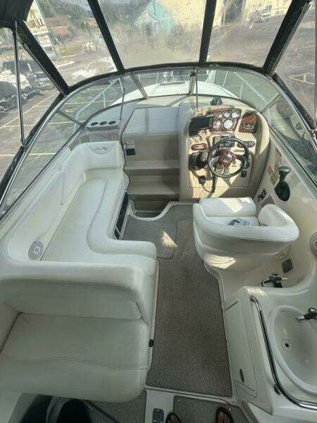 26ft Sea Ray Yacht For Sale