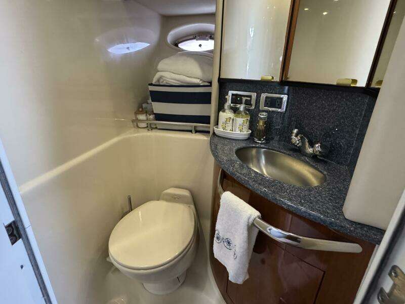 42ft Sea Ray Yacht For Sale