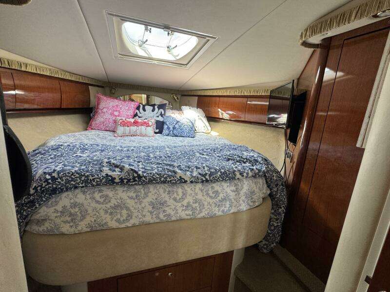 42ft Sea Ray Yacht For Sale
