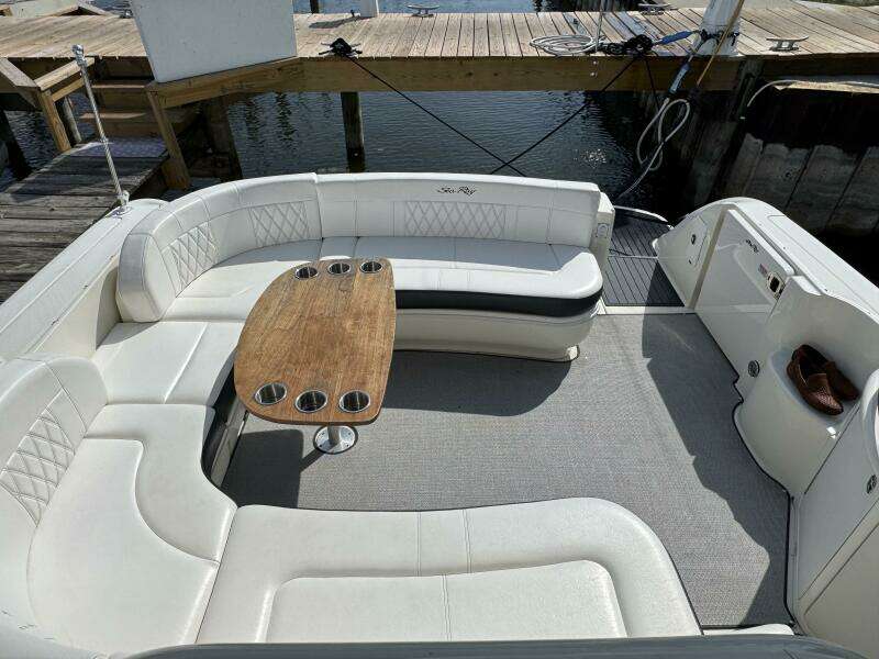 42ft Sea Ray Yacht For Sale