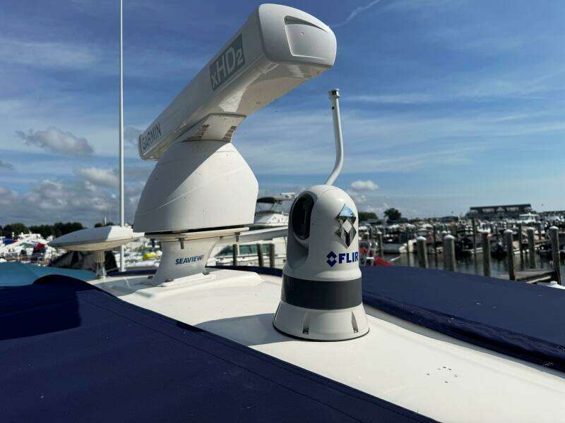 42ft Sea Ray Yacht For Sale