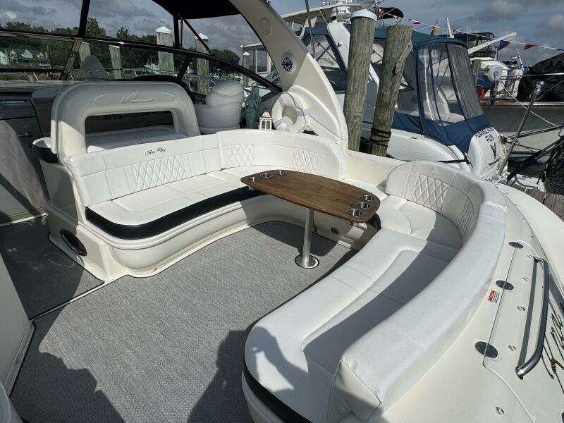 42ft Sea Ray Yacht For Sale