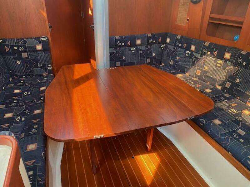 Mythos 36ft CS Yacht For Sale
