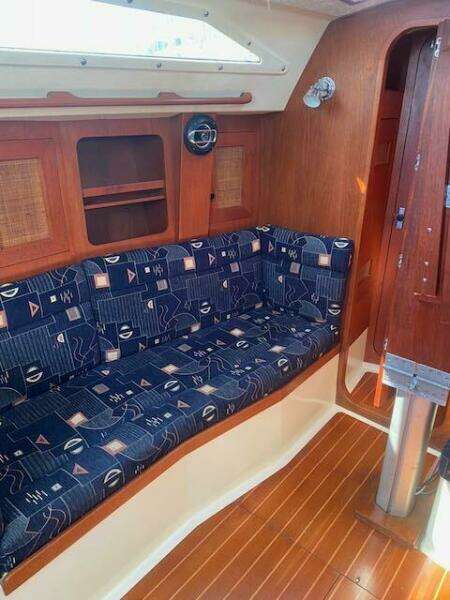 Mythos 36ft CS Yacht For Sale