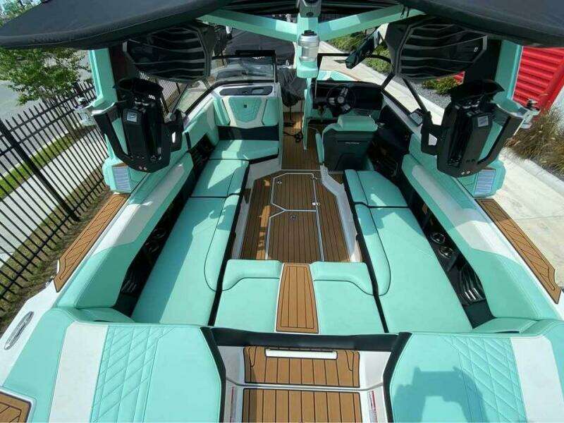 23ft Nautique Yacht For Sale