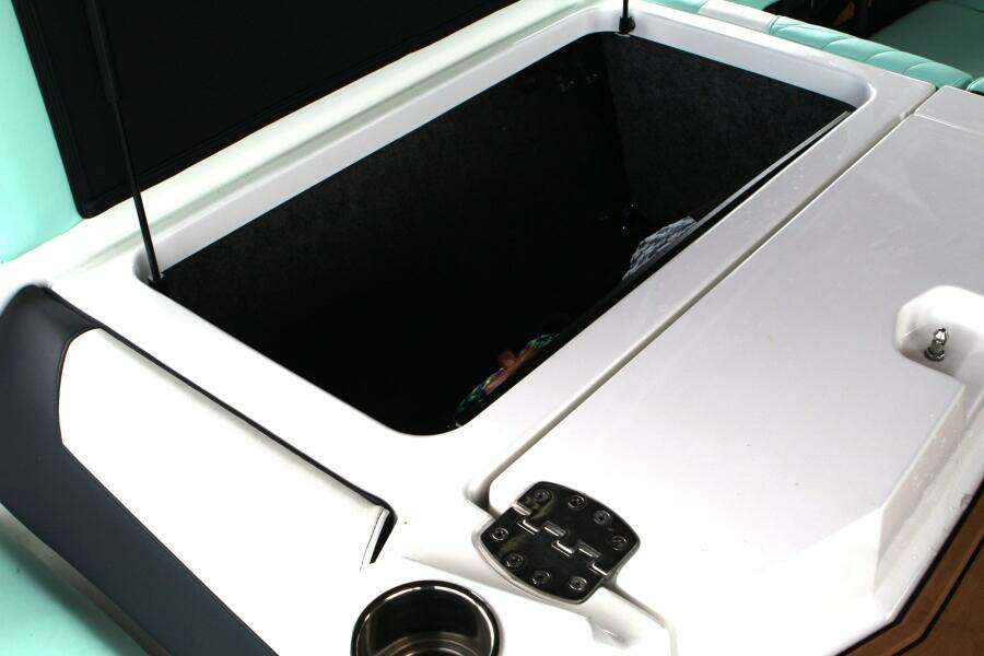 23ft Nautique Yacht For Sale