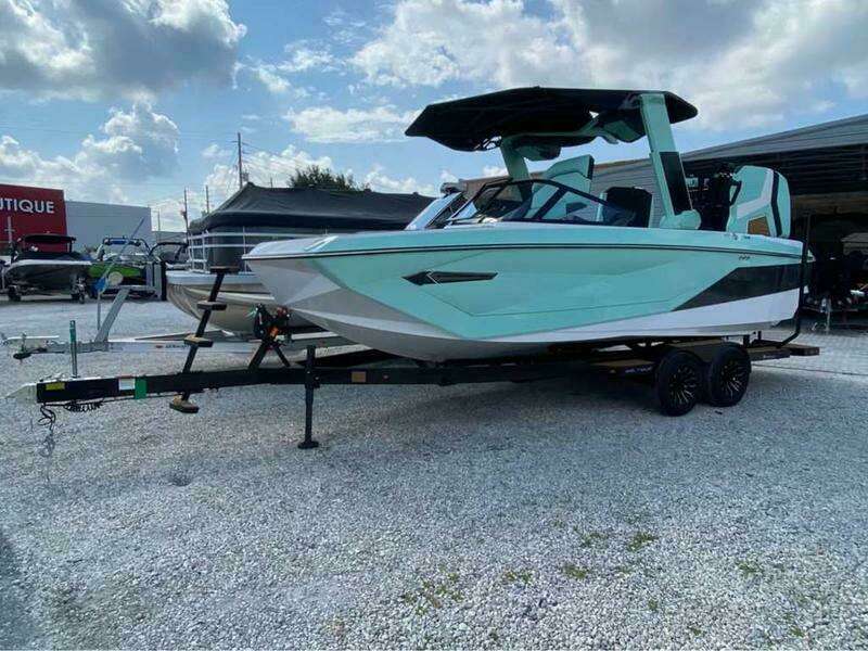 23ft Nautique Yacht For Sale