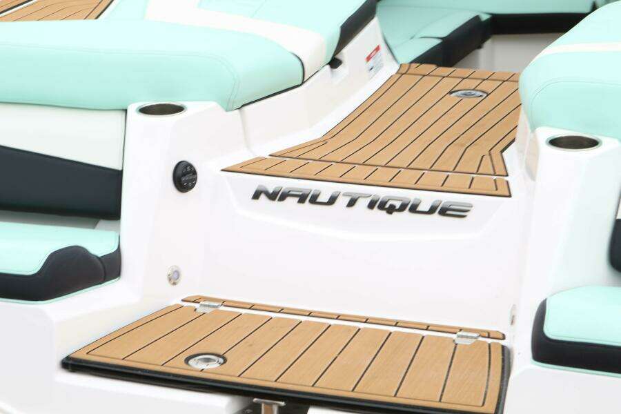 23ft Nautique Yacht For Sale