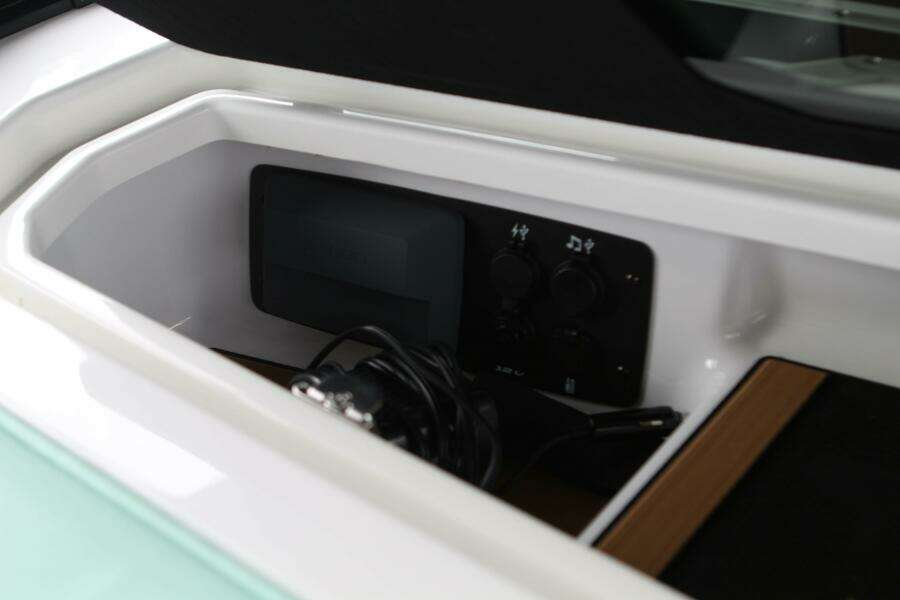 23ft Nautique Yacht For Sale