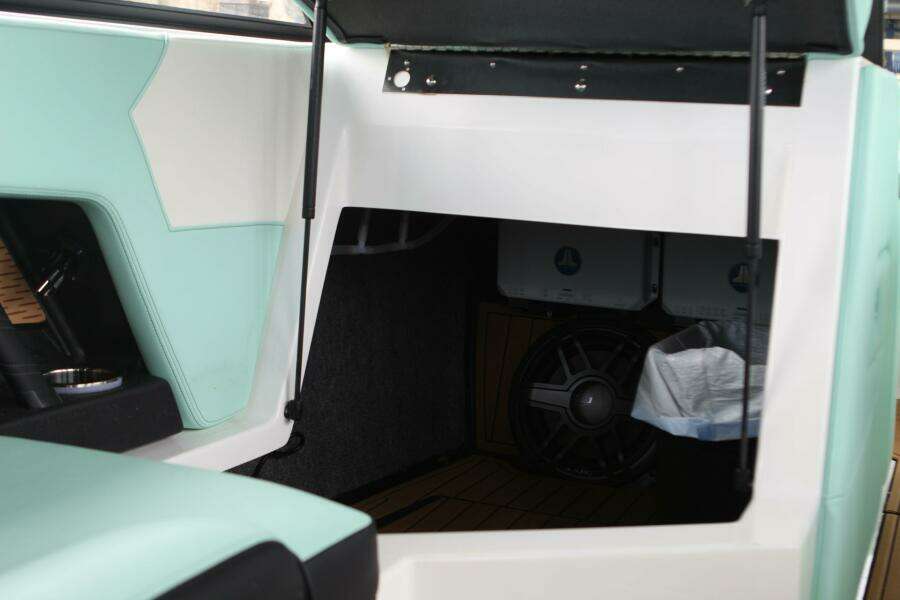 23ft Nautique Yacht For Sale