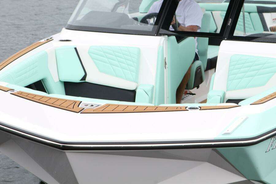 23ft Nautique Yacht For Sale